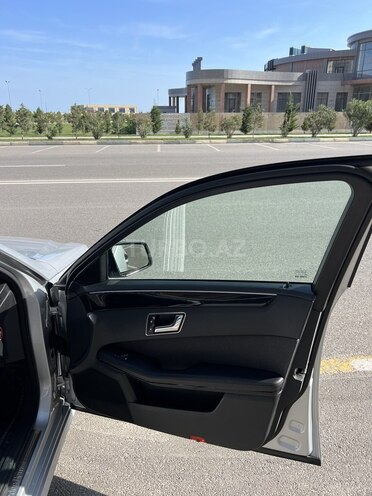 Mercedes E 220 2010, 262,000 km - 2.1 l - Sumqayıt