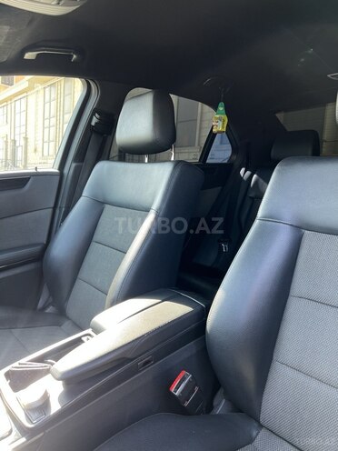 Mercedes E 220 2010, 262,000 km - 2.1 l - Sumqayıt
