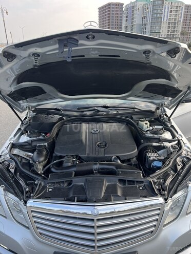 Mercedes E 220 2010, 262,000 km - 2.1 l - Sumqayıt