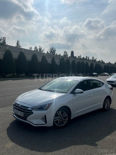 Hyundai Elantra 2018, 109,500 km - 2.0 л - Gəncə