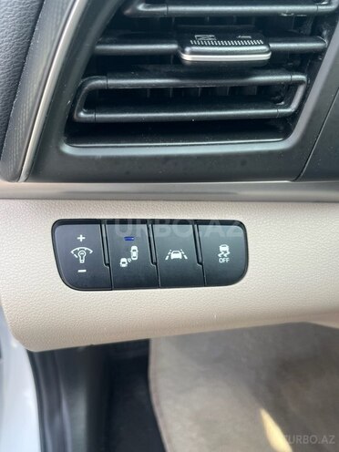 Hyundai Elantra 2018, 109,500 km - 2.0 л - Gəncə