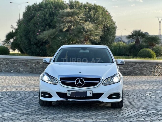 Mercedes E 220 2013, 218,000 km - 2.1 l - Bakı