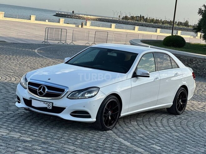 Mercedes E 220 2013, 218,000 km - 2.1 l - Bakı