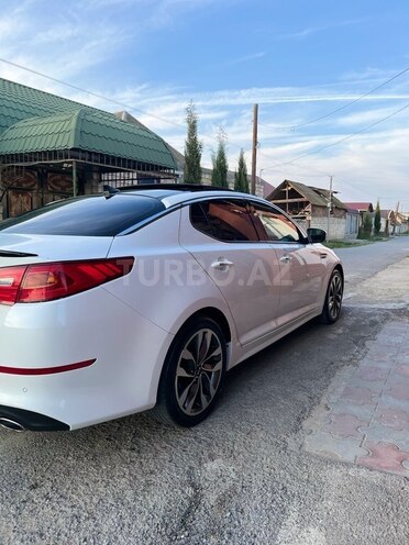 Kia K5-10
