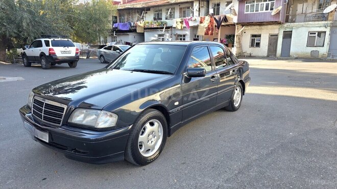 Mercedes C 200 2000, 324,555 km - 2.0 l - Sumqayıt