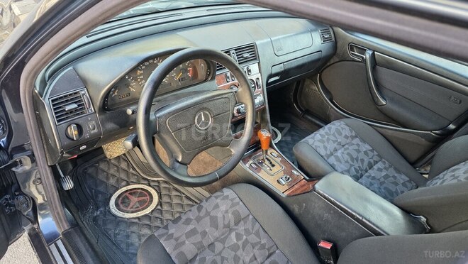 Mercedes C 200 2000, 324,555 km - 2.0 l - Sumqayıt