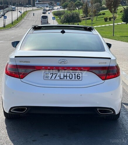 Hyundai Grandeur 2011, 197,757 km - 3.0 л - Bakı