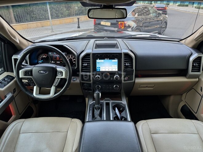 Ford F-150-10