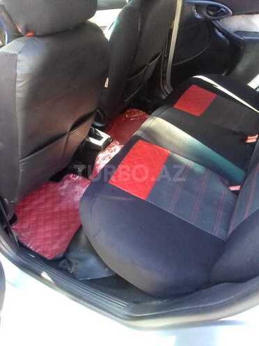 Ford Focus 2004, 500,265 km - 1.6 l - Mingəçevir