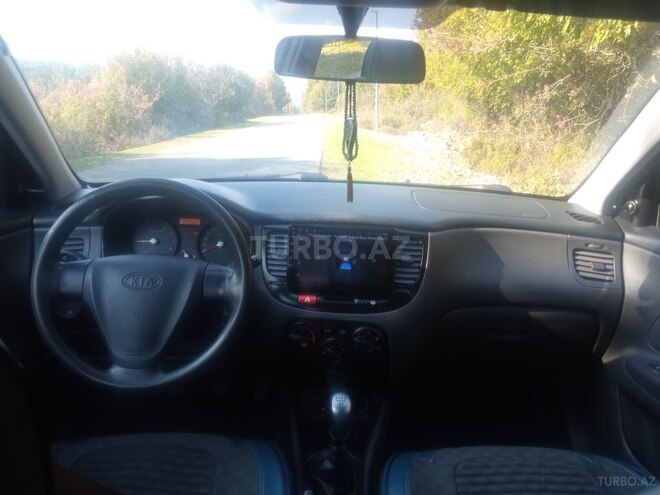 Kia Rio 2009, 222,145 km - 1.4 l - Şəki
