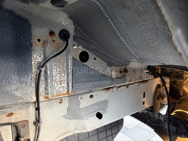 Ford Transit-19