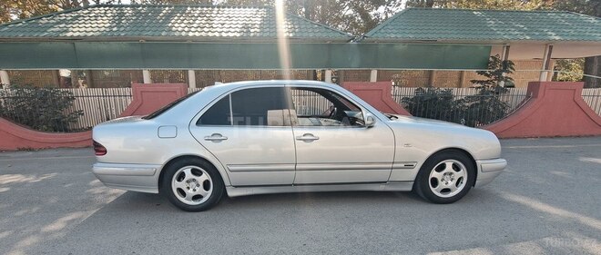 Mercedes E 220 1999, 565,000 km - 2.2 л - Bərdə