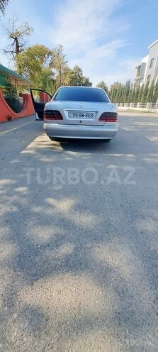 Mercedes E 220 1999, 565,000 km - 2.2 л - Bərdə