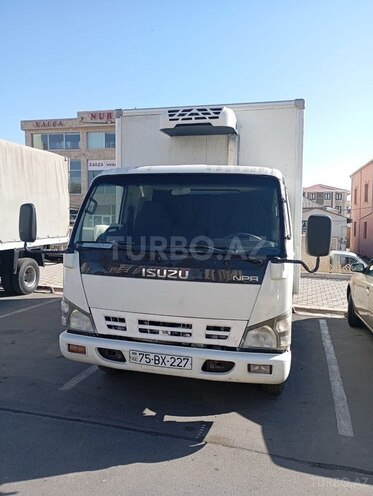 Isuzu NPR 66 L 2009, 200,000 km - 4.3 л - Naxçıvan