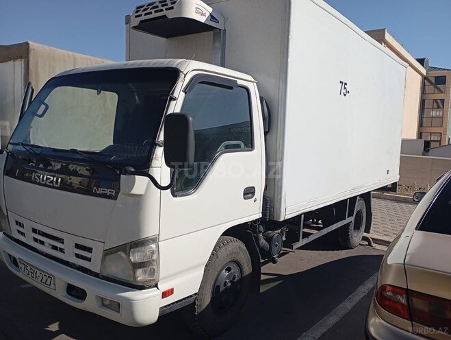 Isuzu NPR 66 L 2009, 200,000 km - 4.3 л - Naxçıvan