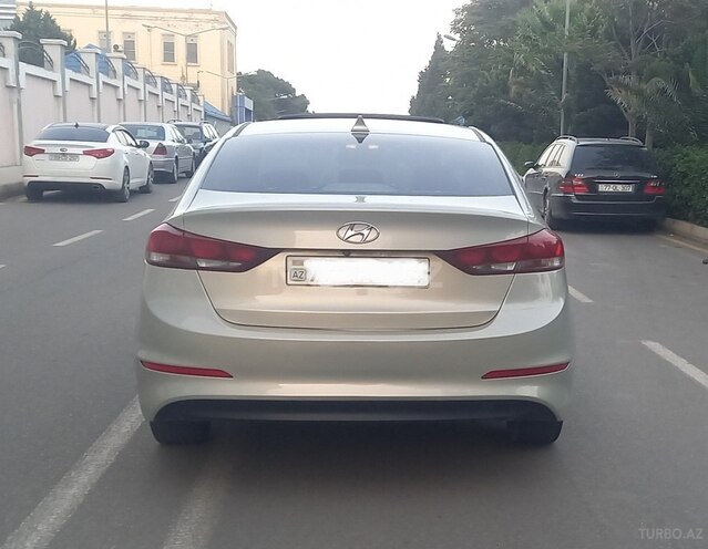 Hyundai Elantra 2017, 138,000 km - 2.0 l - Bakı