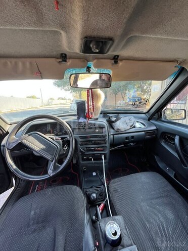 LADA (VAZ) 2115 2012, 276,000 km - 1.6 l - Salyan