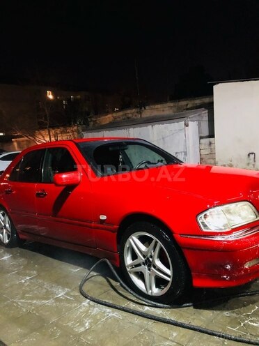 Mercedes C 240 2000, 240,000 km - 2.4 l - Sumqayıt