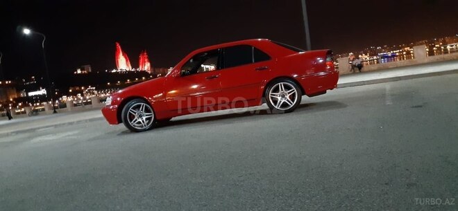 Mercedes C 240 2000, 240,000 km - 2.4 l - Sumqayıt