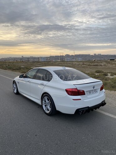 BMW 520 2016, 210,000 km - 2.0 l - Bakı