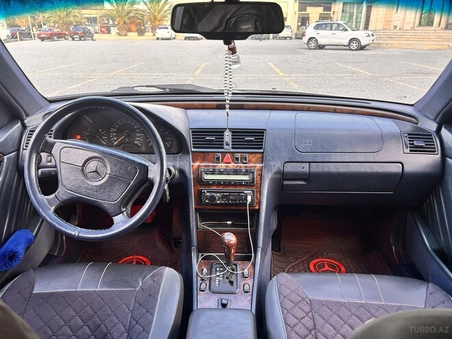 Mercedes C 280 1996, 280,000 km - 2.8 л - Bakı