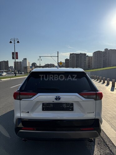 Toyota RAV4-2