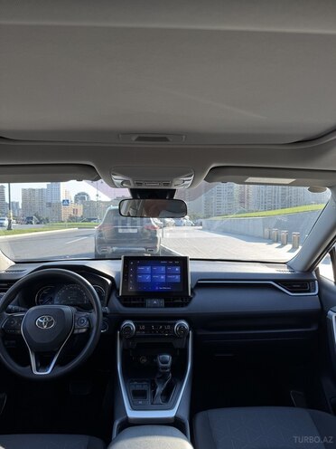 Toyota RAV4-3