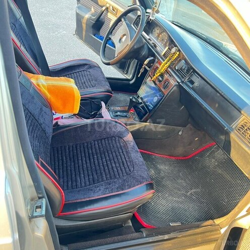 Mercedes 190 1991, 273,700 km - 2.0 л - Bakı
