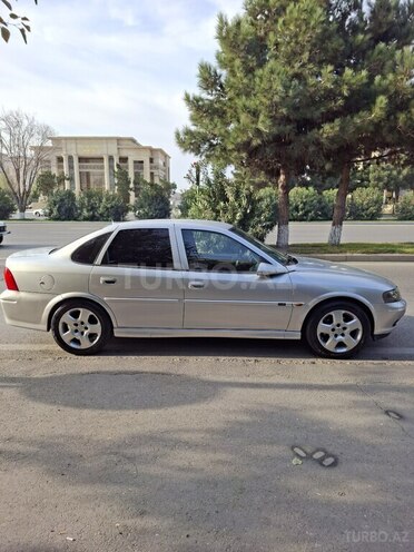 Opel Vectra 2000, 420,000 km - 1.6 l - Sumqayıt