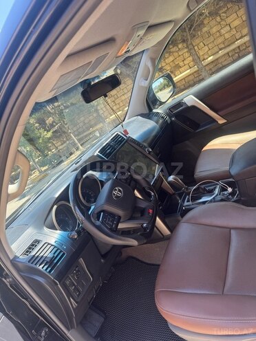 Toyota Land Cruiser Prado 2013, 144,000 km - 2.7 л - Bakı