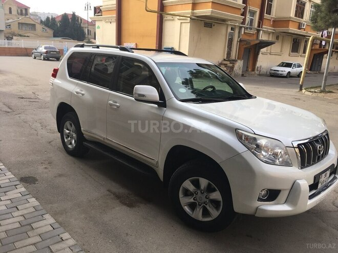 Toyota Land Cruiser Prado 2010, 297,500 km - 3.0 l - Bakı