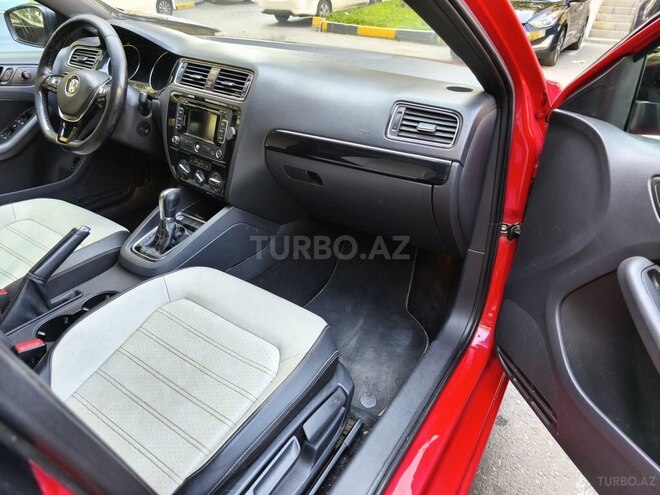 Volkswagen Jetta 2015, 129,212 km - 1.8 l - Bakı