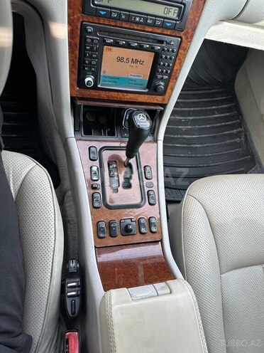 Mercedes E 240 1999, 295,000 km - 2.4 l - Bakı