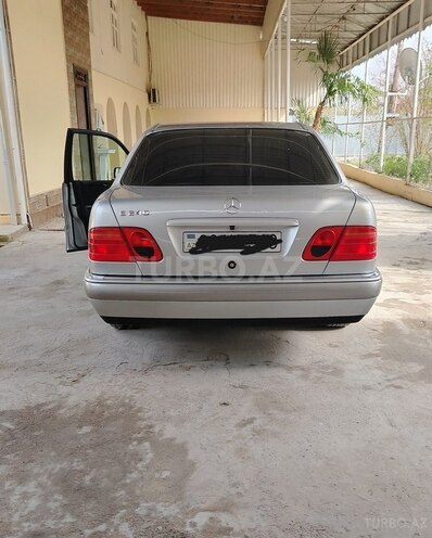 Mercedes E 240 1998, 340,200 km - 2.4 l - Kürdəmir