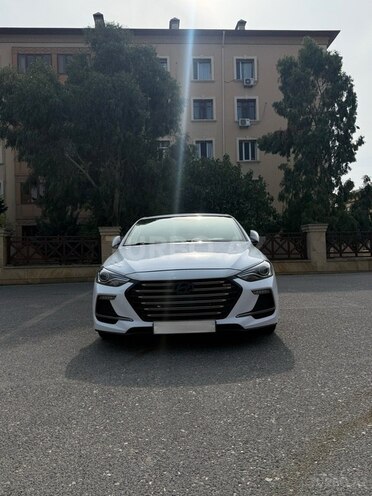 Hyundai Elantra 2018, 140,000 km - 1.6 l - Bakı