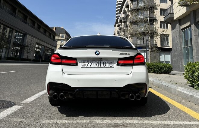 BMW 530e 2019, 122,000 km - 2.0 l - Bakı