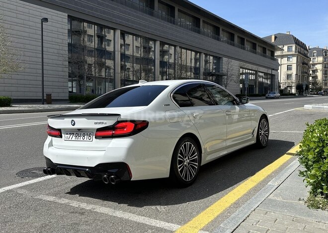 BMW 530e 2019, 122,000 km - 2.0 l - Bakı