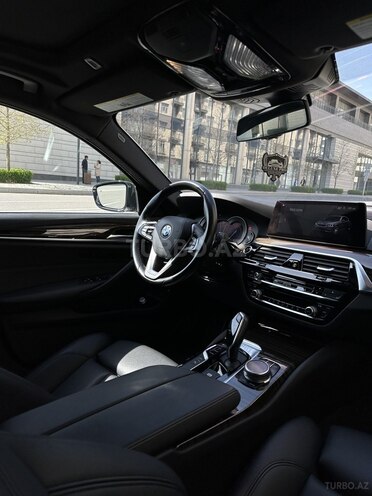 BMW 530e 2019, 122,000 km - 2.0 l - Bakı