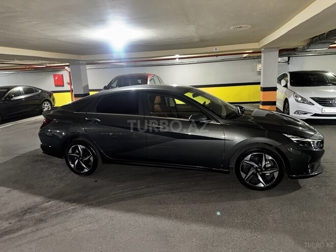 Hyundai Elantra 2021, 43,000 km - 1.6 l - Bakı