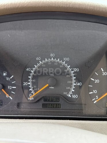 Mercedes C 230 1999, 383,000 km - 2.3 л - Bakı
