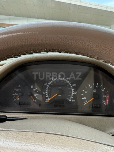 Mercedes C 230 1999, 383,000 km - 2.3 л - Bakı