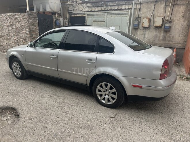 Volkswagen Passat 2002, 213,000 km - 1.8 l - Bakı