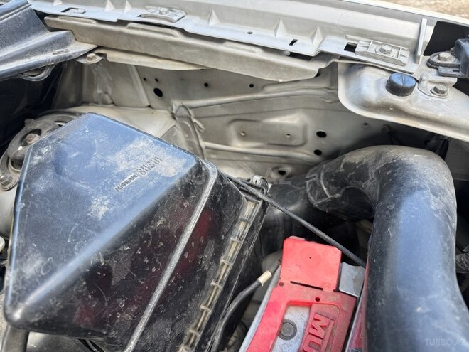 Nissan X-Trail 2000, 283,280 km - 2.0 l - Bakı