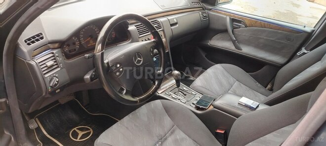 Mercedes E 240 1999, 352,800 km - 2.4 l - Bakı