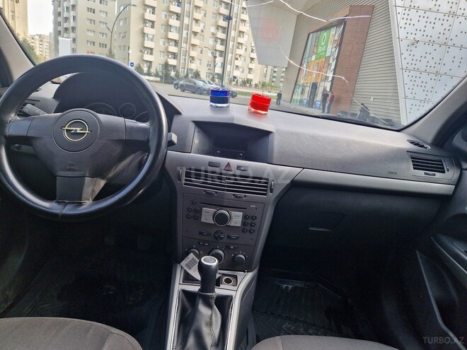 Opel Astra 2005, 298,123 km - 1.3 l - Bakı