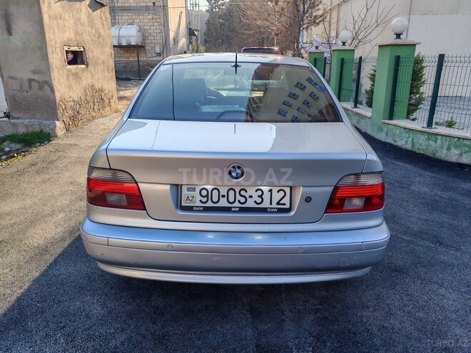 BMW 525 2001, 300,000 km - 2.5 l - Bakı