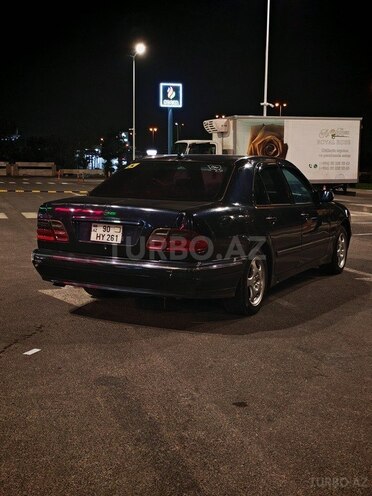 Mercedes E 320 2000, 391,000 km - 3.2 l - Bakı