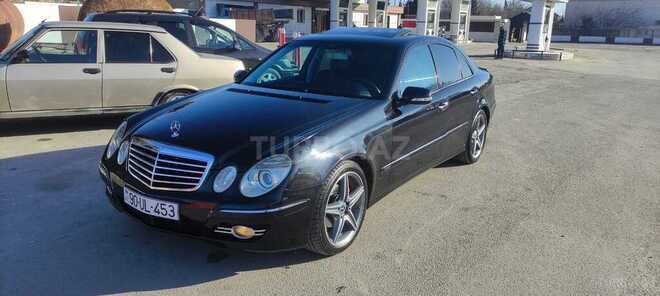 Mercedes E 280-5