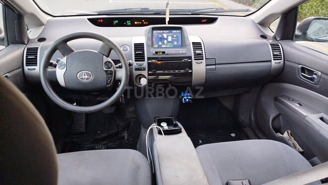 Toyota Prius 2006, 394,289 km - 1.5 л - Şəki