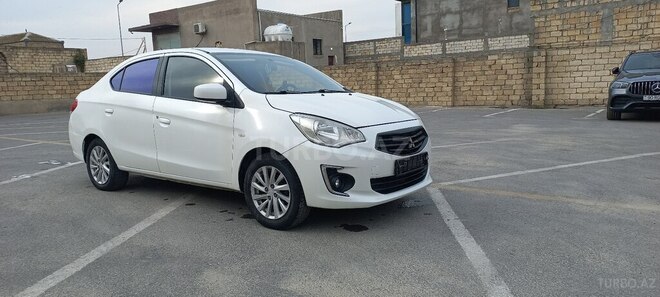 Mitsubishi Attrage 2014, 237,000 km - 1.2 l - Bakı